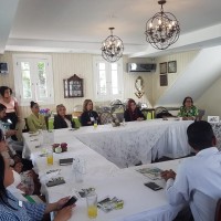 Desayuno para promover mejores prácticas en la suceción de empresas familiares