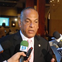 Víctor Manuel Terrero Encarnación, Legisladores. durante Anteproyecto de ley de Participación en la agenda legislativa realizado por Participación Ciudadana en el Hotel Santo Domingo Republica Dominicana. 11 de febrero de 2010. Foto Pedro Sosa
