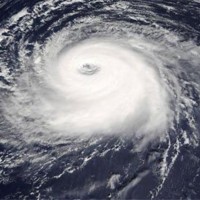ops-temporada-de-ciclones-amenaza-la-lucha-contra-el-virus
