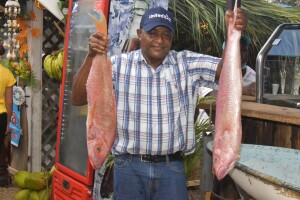 Jhoan, pescador y propietario restaurante