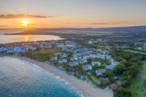 emotions-by-hodelpa-playa-dorada-exterior-c5b4120