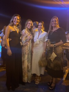 Karla Brugal, Mileyka Brugal, Raquel Quezada y Denisse Ricart