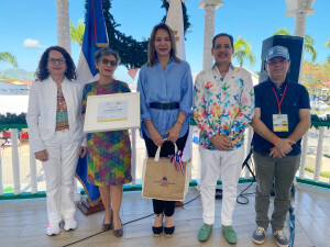 Ángela Hernández, Carmen Imbert Brugal, Milagros Germán, Pastor de Moya y Joan Ferrer