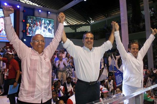 Aspirante a alcaldía Carlos Balbuena le entró al gobierno y a Walter Musa