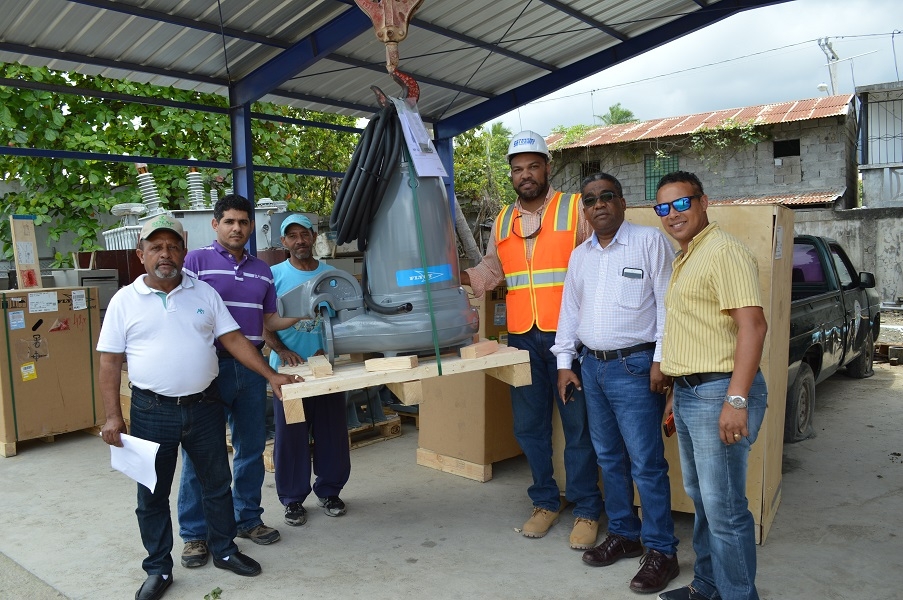Dirección de Coraapplata recibe bombas donadas por Turismo para recolección de aguas residuales