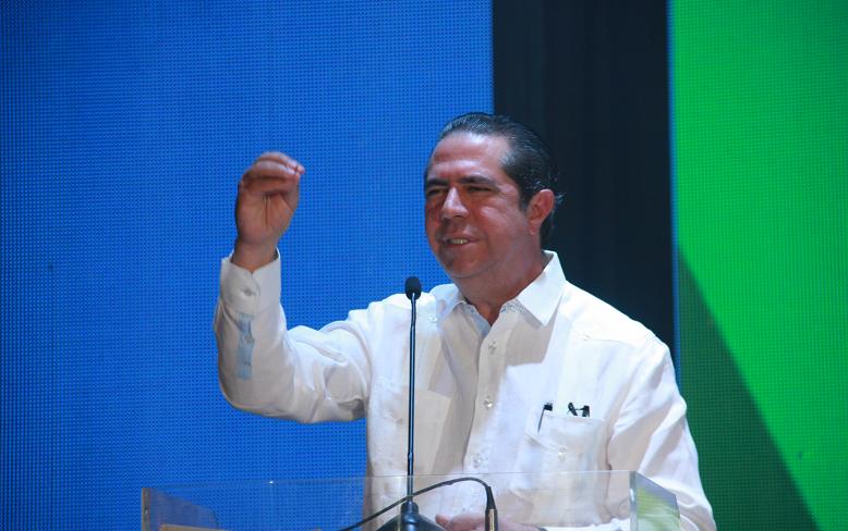 Ministro de Turismo propone plan de desarrollo a 20 años para el sector turístico