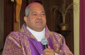 Obispo exhorta a puertoplateños a unirse y celebrar con alegría las Fiestas Patronales San Felipe Apóstol