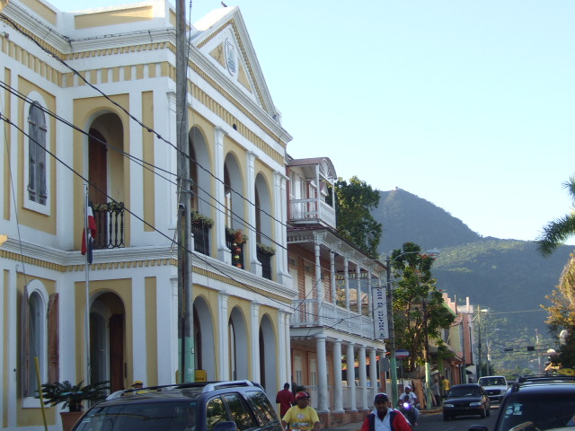 Concejo Edilicio suspende reunión sobre caso de Aster, explican caso de Claro