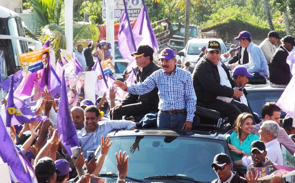 Danilo encabeza extenso recorrido por Santiago y Puerto Plata