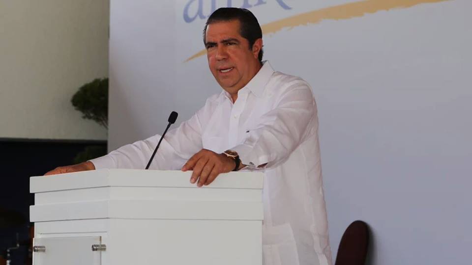 Ministro de Turismo exhorta a dominicanos a botar el golpe electoral en Puerto Plata