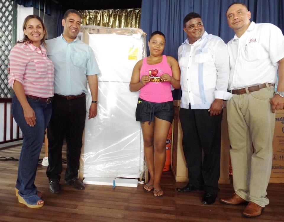 Senador Francis Vargas participa en Fiesta Día del Trabajo en Hoteles Riu