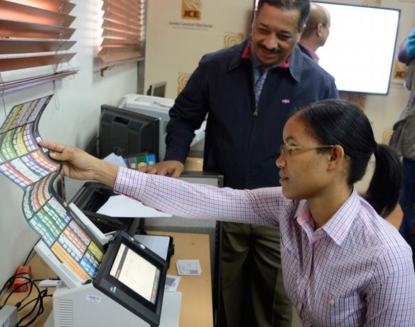 JCE usará viejo sistema de escaneo para voto manual