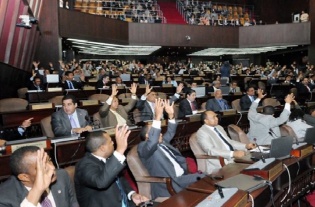 Diputados convierten en ley proyecto de Reforma de la PN