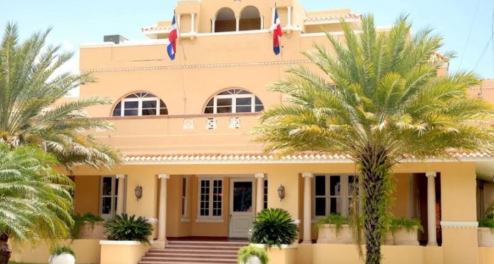 Bahamas dice pescadores dominicanos dispararon a sus guardacostas