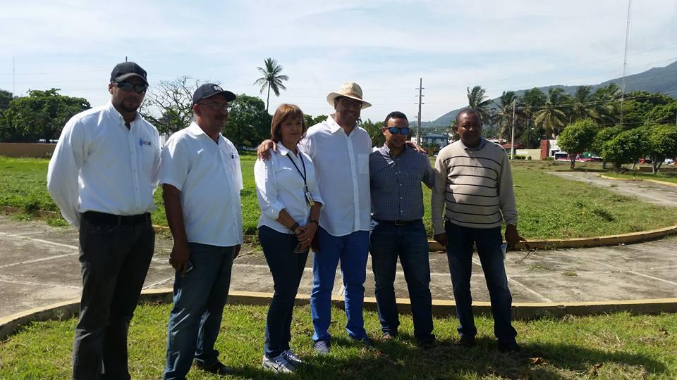 MITUR anuncia inicio construcción estacionamiento Parque Portuario