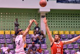 José Guitian guía a los Huracanes del Atlántico sobre los Leones