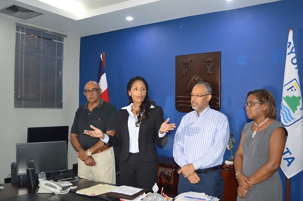 Vicealcaldesa y presidente del concejo juramentan y ponen en posesión funcionarios nombrados o confirmados