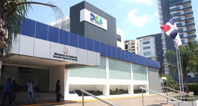 Aduanas intervino operaciones mudanceras por tráfico armas y otros