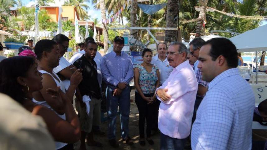 Presidente Danilo Medina hace visita sorpresa a Cabarete y Sosúa