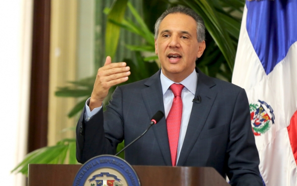 El ministro Peralta ofende nuestra inteligencia