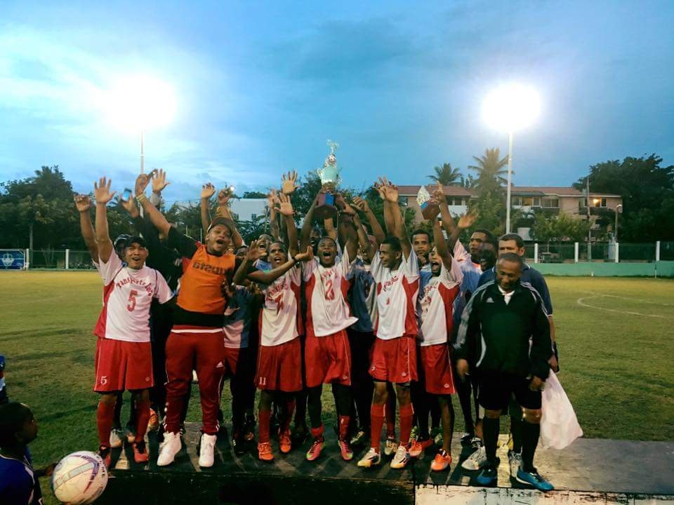 Montellano FC campeón en Fútbol de primera división