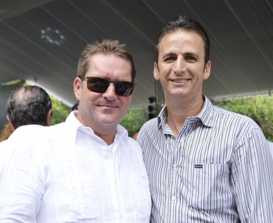 Alcalde Walter Musa respalda interés de Markus y Anja Wischenbart por desarrollo de Punta Alma en Luperón