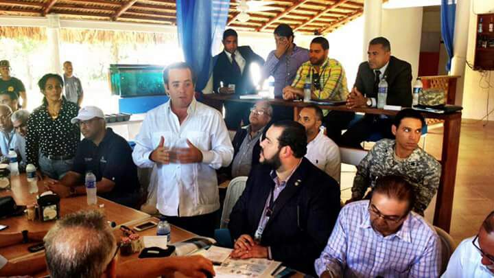 José Paliza y Víctor Gómez Casanova encabezan encuentro de autoridades en el municipio de Luperón