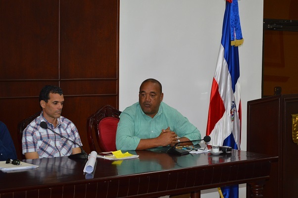 Comisión de transito del ayuntamiento solicita nombren sustituto de Luis Bencosme