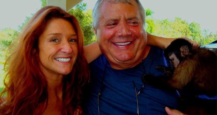 Pareja que viajaba en avioneta accidentada financiaba clínica para pobres