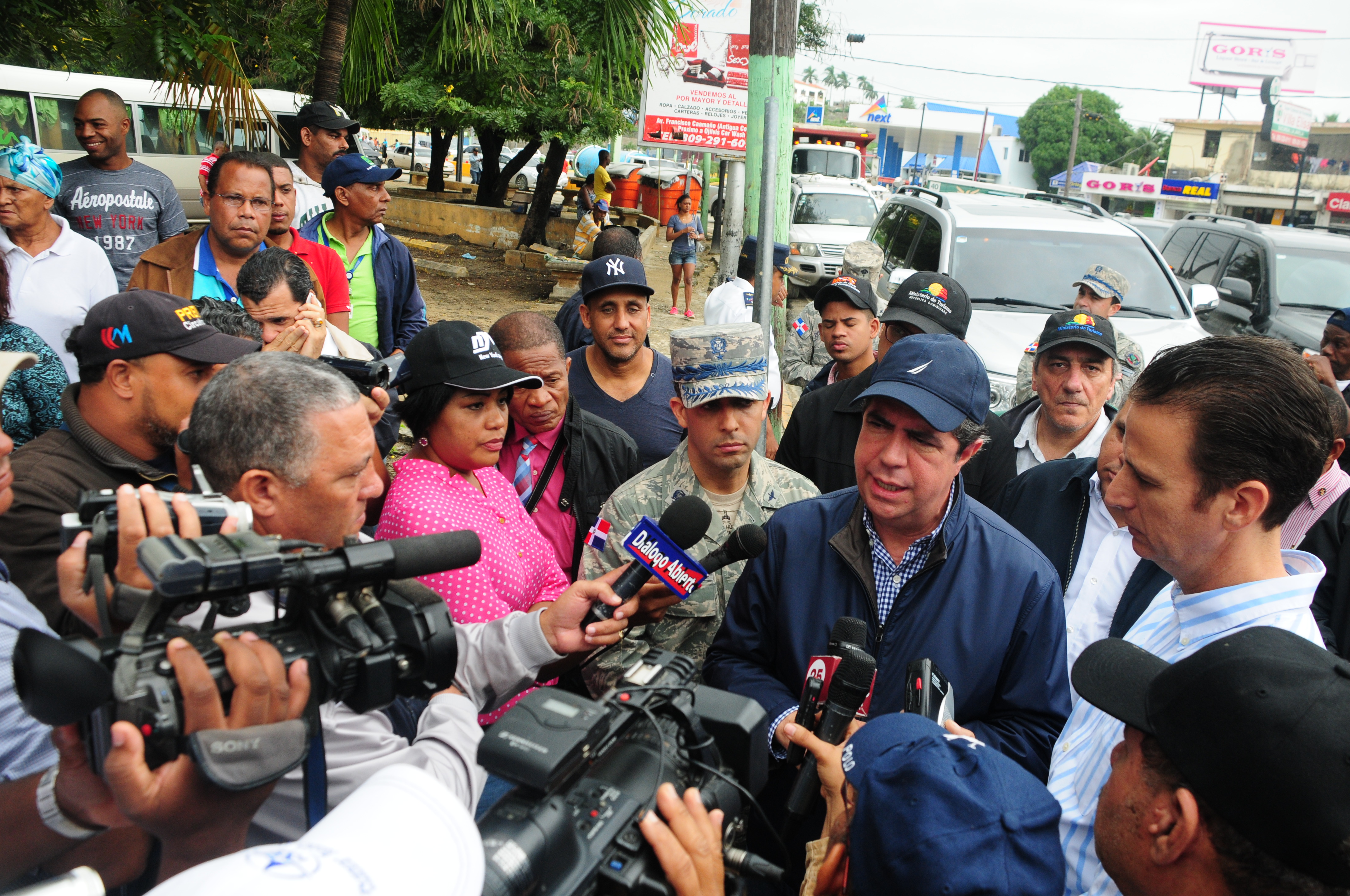 Ministro de Turismo observa estado del destino Puerto Plata
