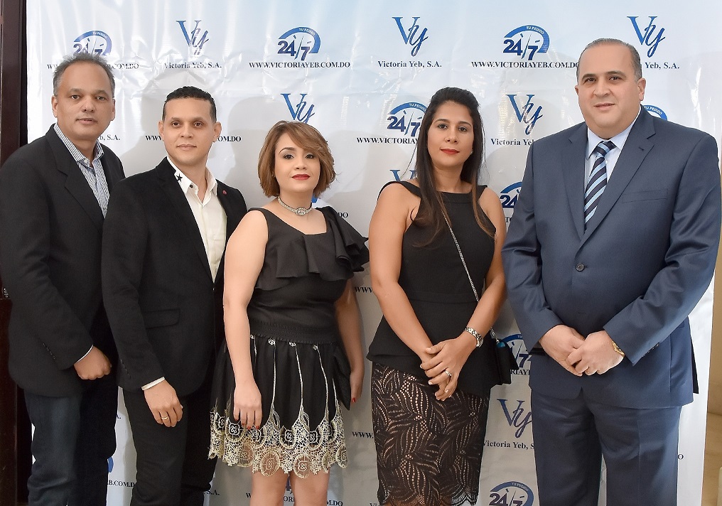 Distribuidora farmacéutica Victoria Yeb presenta en Santiago su nueva página web