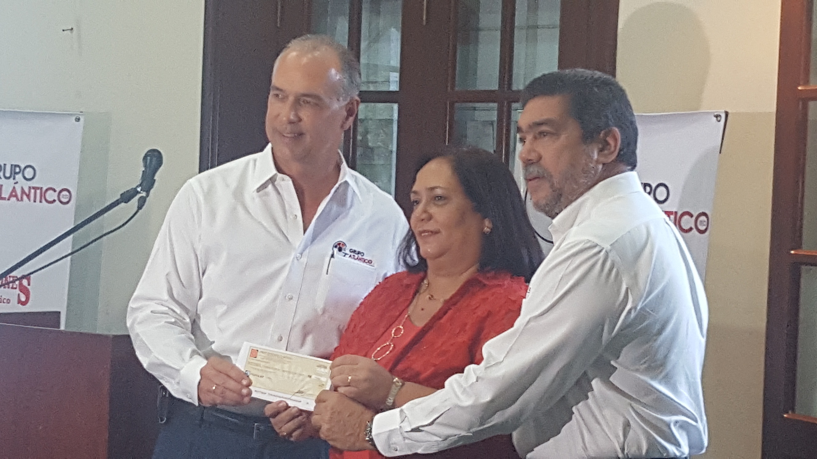 Constructora Imbert Domínguez hace donativo  a través de la Cámara de Comercio para damnificados de Puerto Plata