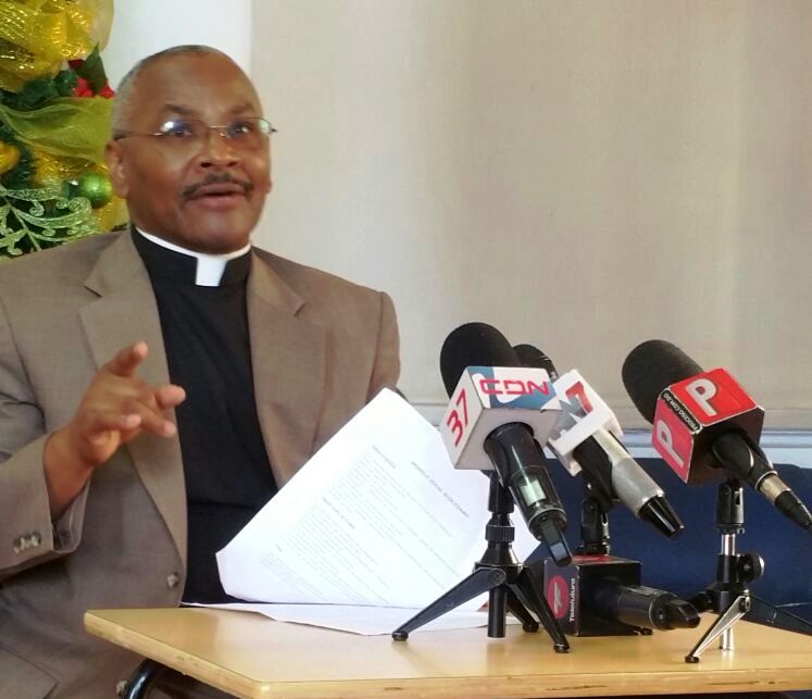 Sacerdote asegura que la delincuencia le “tumbó pulso” al Gobierno de Danilo