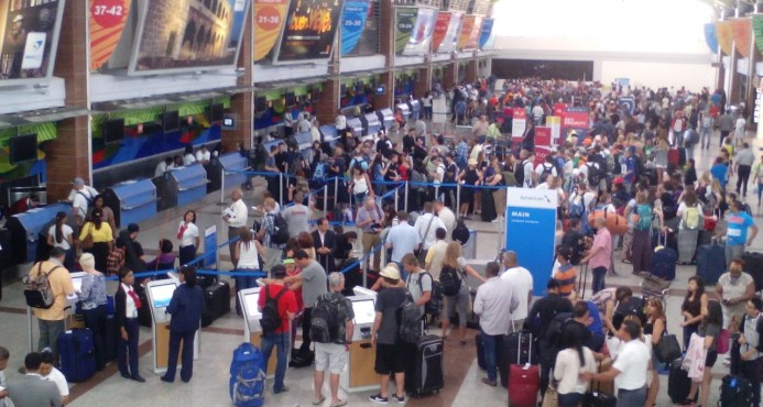 Aerodom espera 437 mil pasajeros pasen por los aeropuertos dominicanos en diciembre