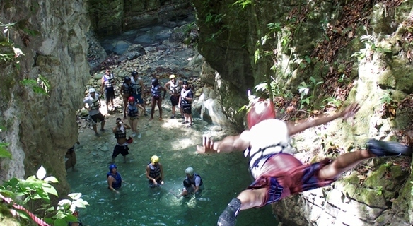 Crecidas del Río Bajabonico causaron perdidas por RD$3.0 millones al complejo turístico Los 27 Saltos de Damajagua