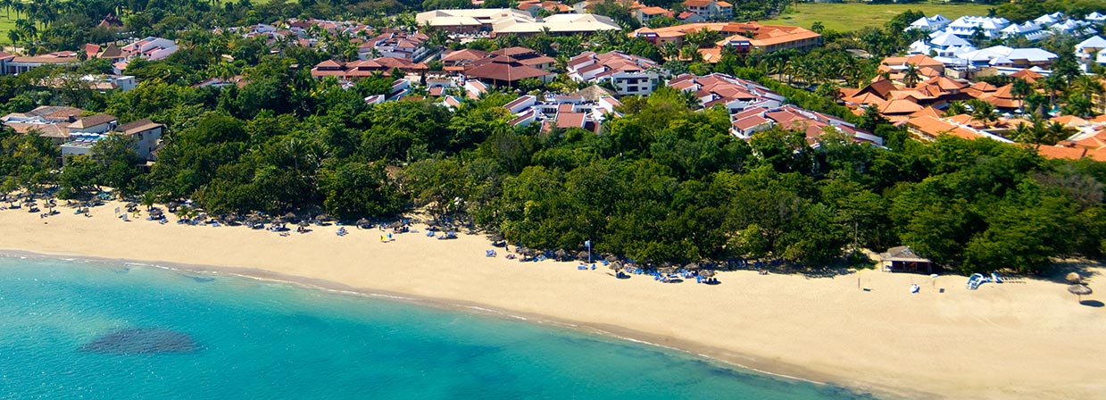 Hotelero revela nombres primeros turistas extranjeros se hospedaron en Playa Dorada y otras primicias