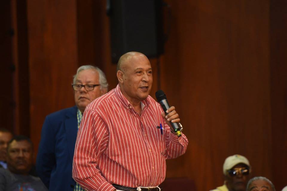 Elpidio Almonte pide a Cámara de Diputados interceder para que Lidom adjudique franquicia a PP