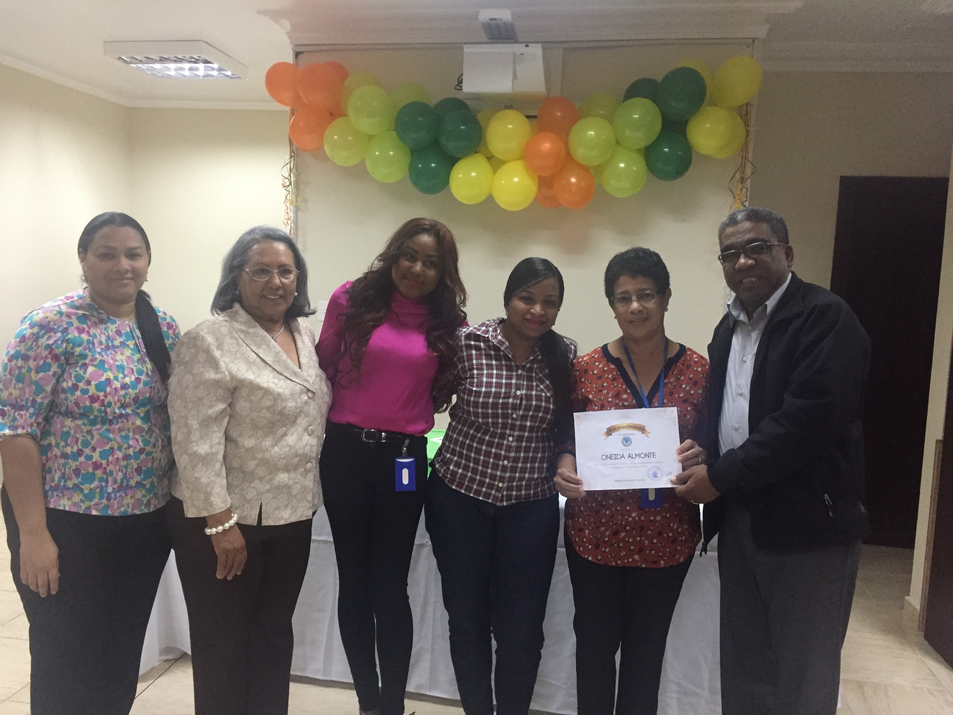 Coraapplata gradúa 15 empleados contribuyendo a la erradicación del analfabetismo en el país