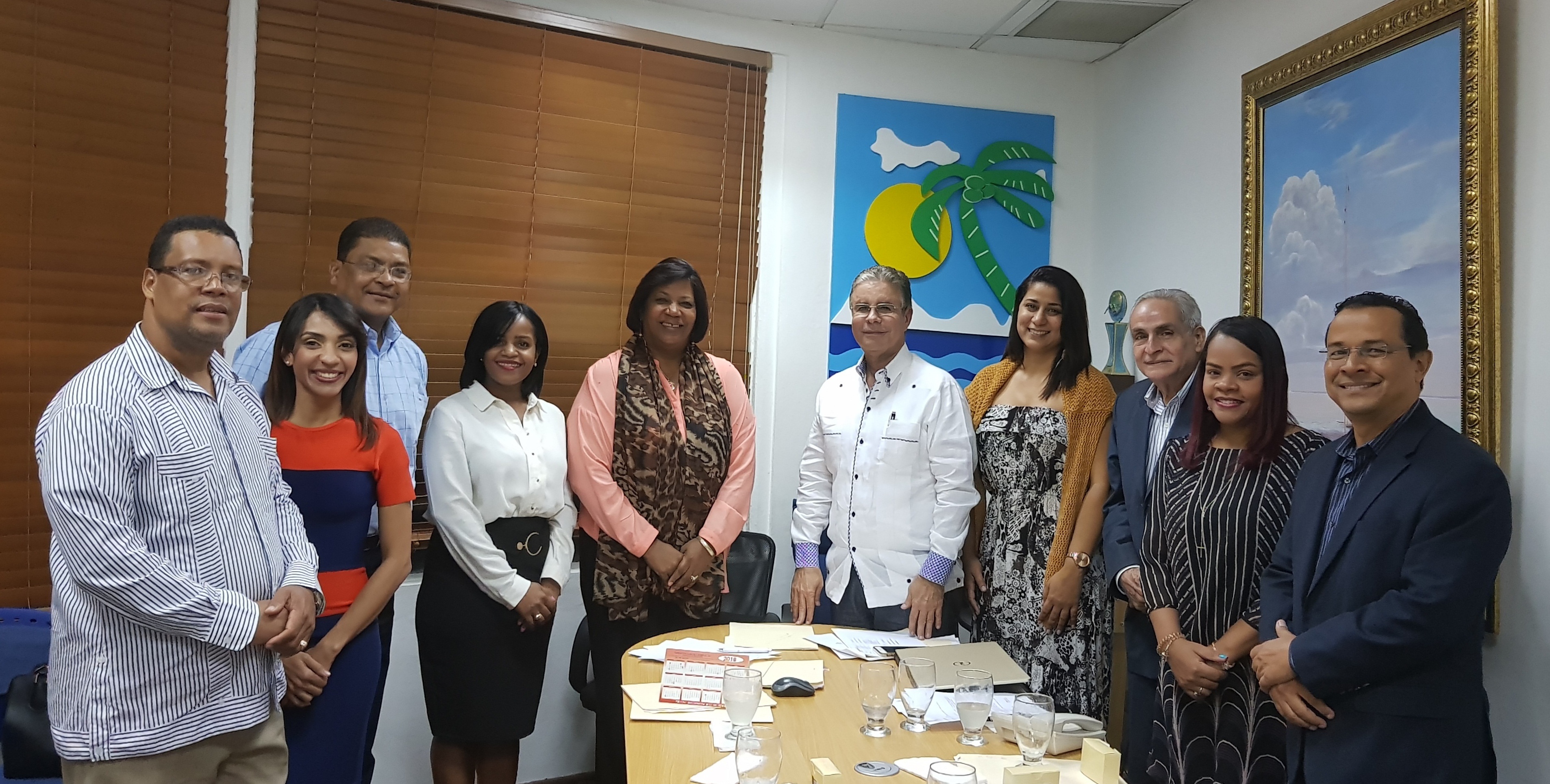 Adompretur  promoverá excursiones  turísticas locales e internacionales