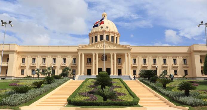 Presidente Medina recibirá en palacio el alcalde Walter Musa, informa acuerdo entre Fedomu y Educación