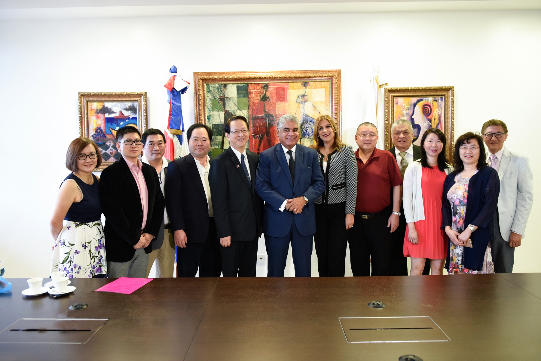 Turoperadores visitan Mitur interesados en propiciar flujo turísticotaiwaneses a RD