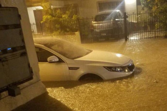 Inundaciones urbanas en sectores de Puerto Plata tras fuertes aguaceros nuevamente