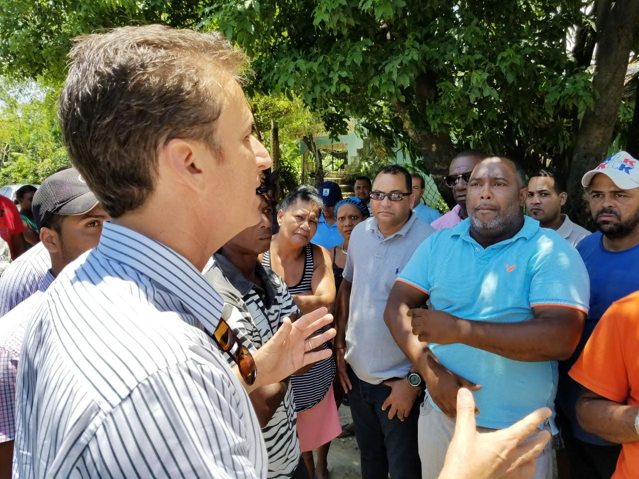 Alcalde ordena limpieza de Imbornales y promete medidas eviten inundaciones en Urbanización GL