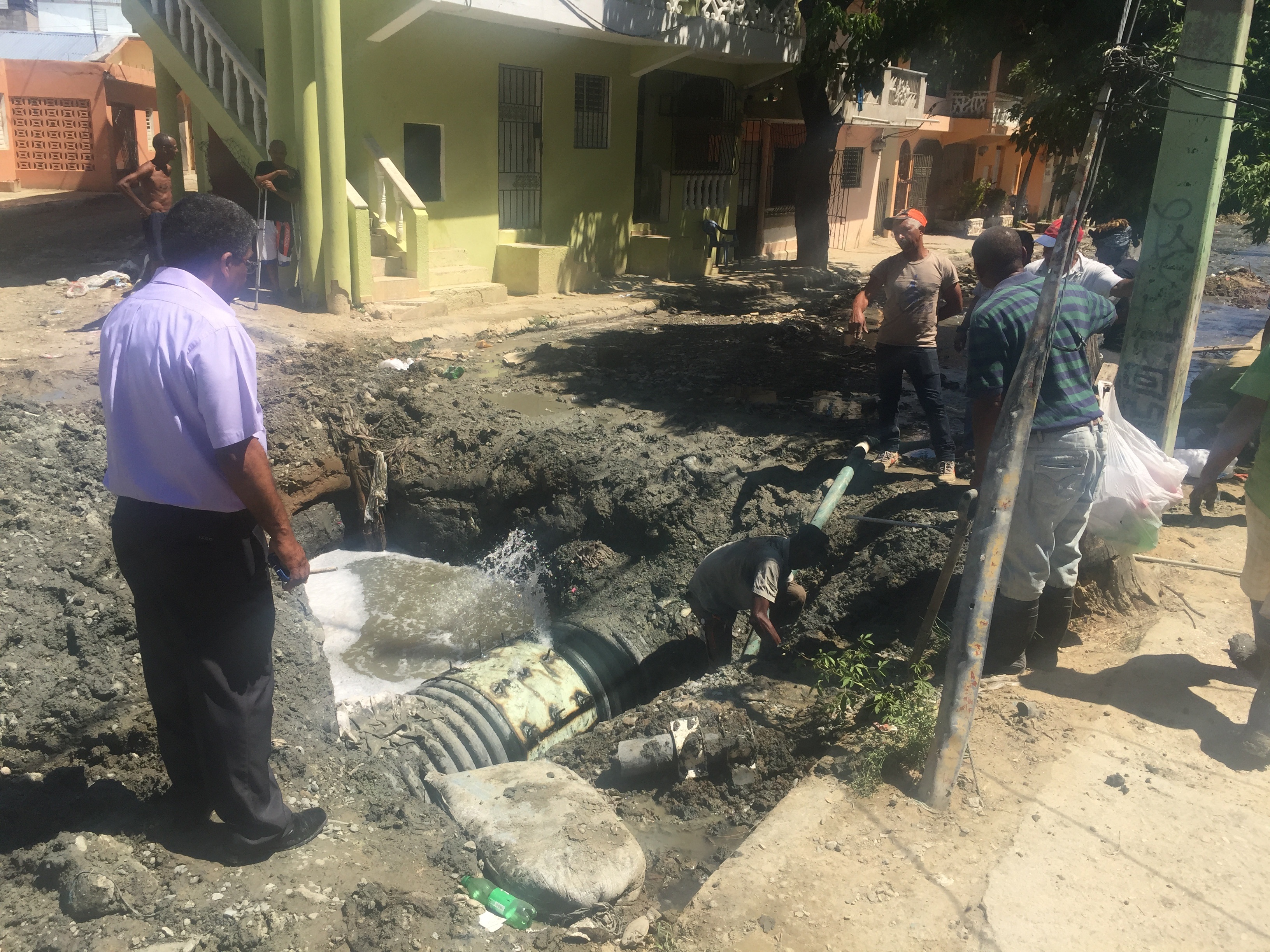 Dirección de Coraapplata dispone corrección de avería del principal colector de aguas residuales de PP