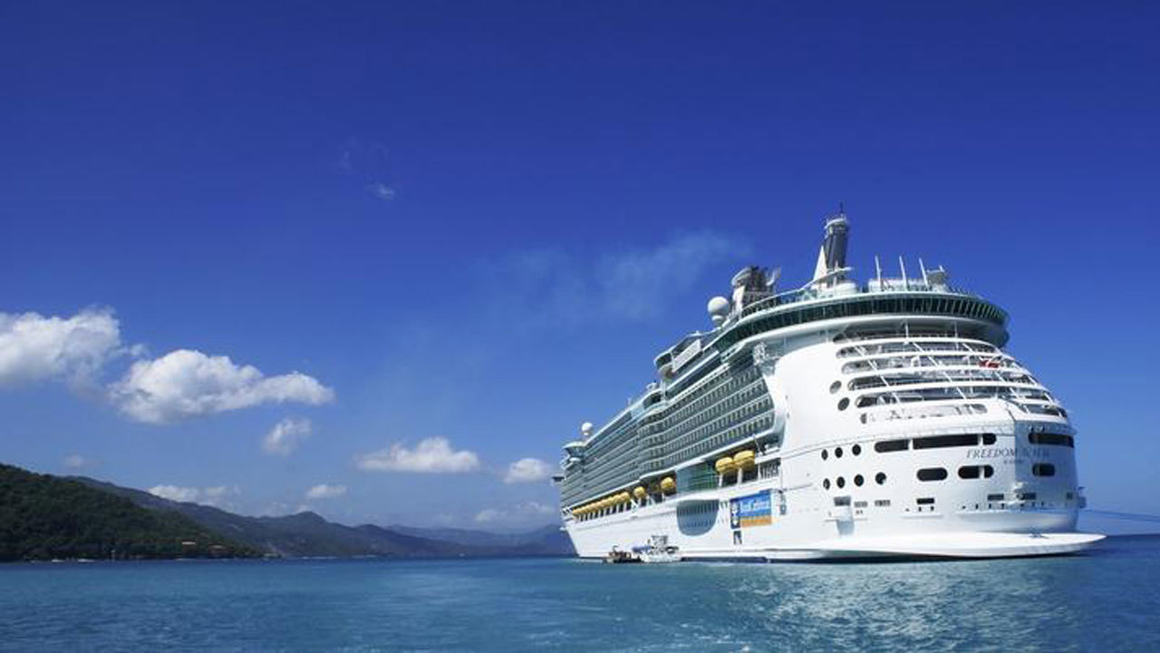 Ejecutivos de lineas de cruceros expresan su interés por operar en Puerto Plata