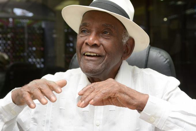 Muere “El rey del merengue”, Joseíto  Mateo