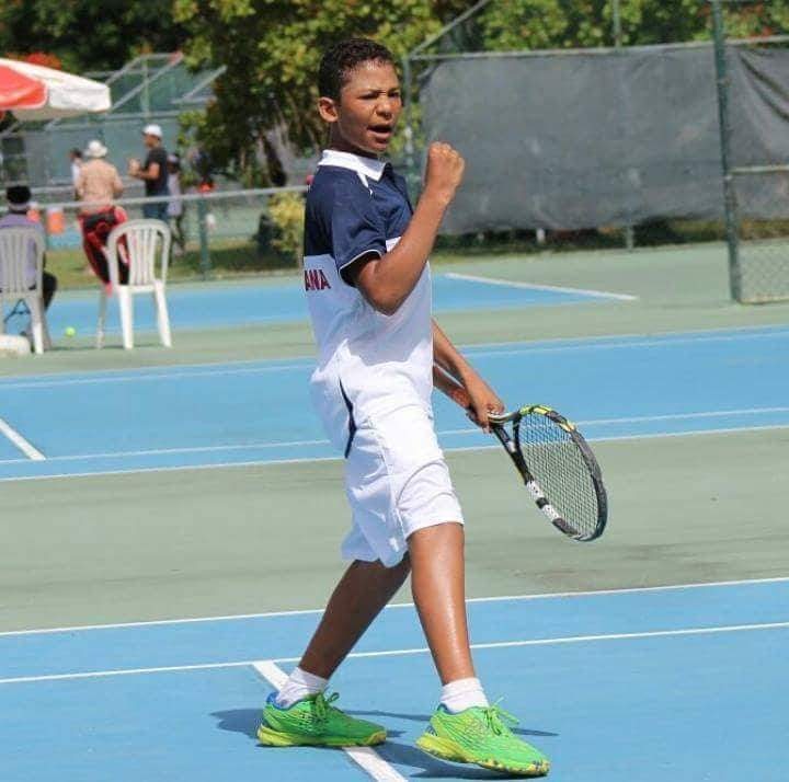 David Guerrero a sus 13 años es un fenómeno del Tenis