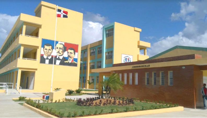 Anuncian inscripciones, prometen sancionar a directores cobran para inscribir