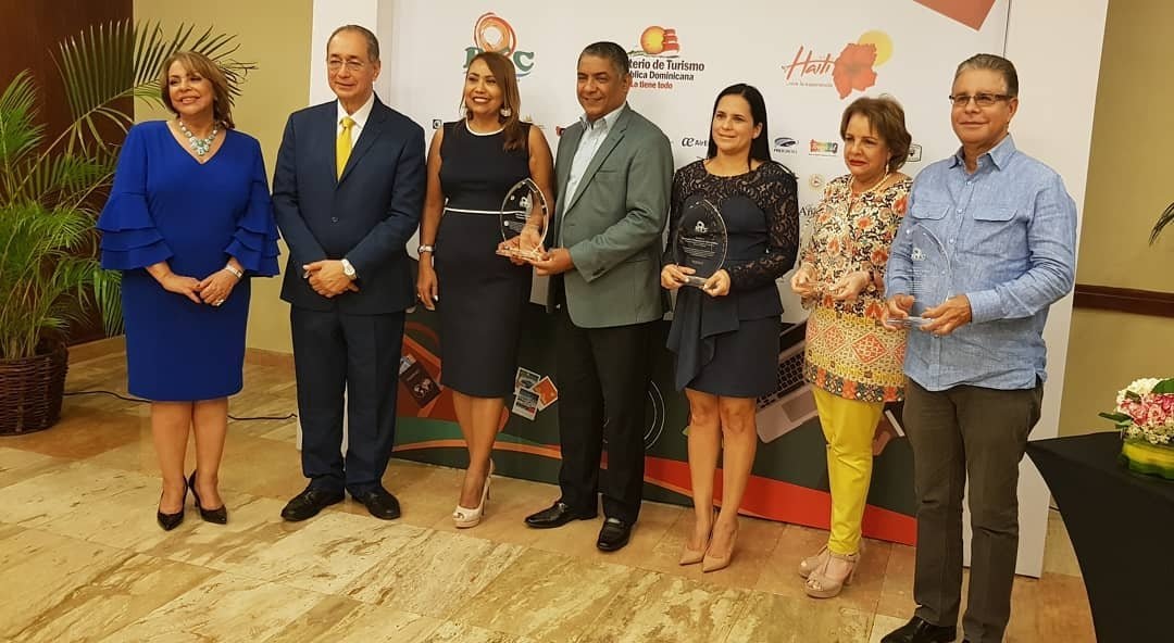 Bolsa Turística del Caribe reconoce personalidades e instituciones vinculadas al turismo de RD