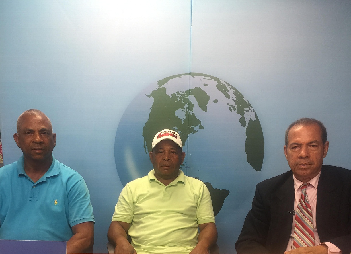 Presidente de Sindicato de Pescadores denuncia colector de aduanas desprecia gobernador y daña al gobierno